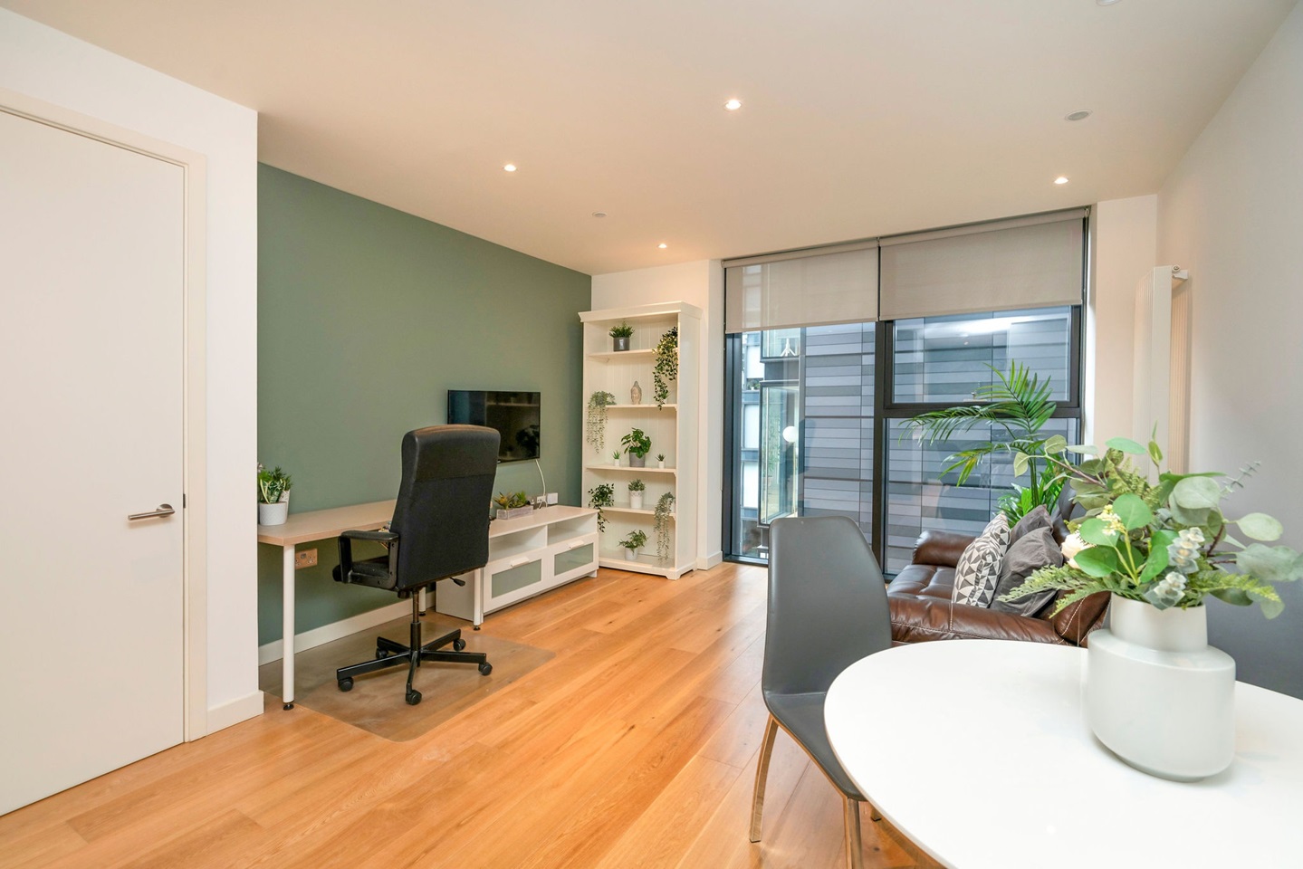 Additional image 2 of 1 Bed Flat, Simpson Loan, EH3, N1 7GU