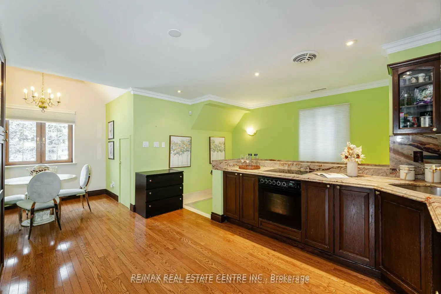 Additional image 9 of 2 Edgeforest Drive