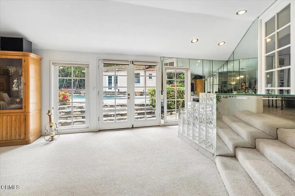 Additional image 43 of 4959 Brewster Drive, Los Angeles, CA 91356