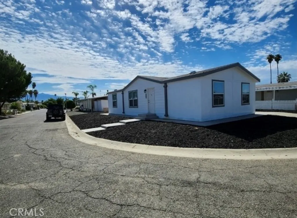 Additional image 3 of 250 San Carlos, Hemet, CA 92543