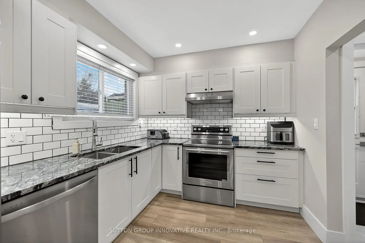 Additional image 8 of 1091 Upper Wellington Street