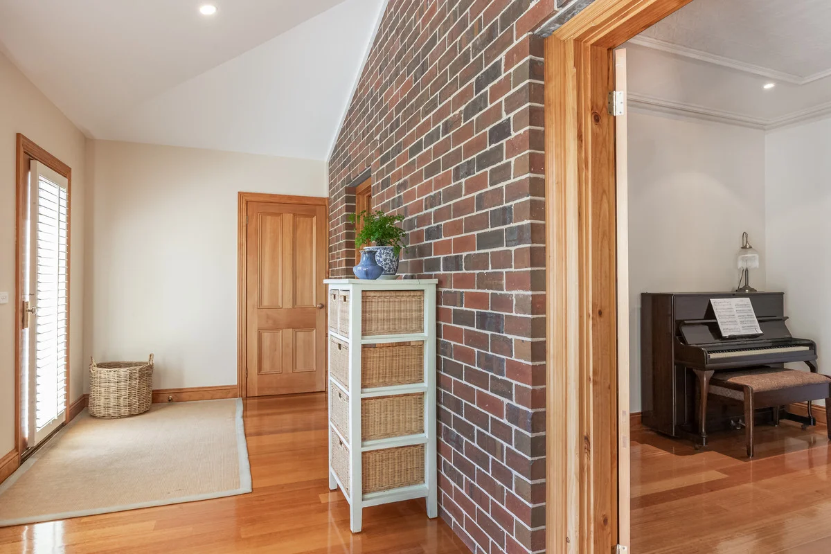 Additional image 7 of 76 Wollaston Road, Warrnambool VIC 3280