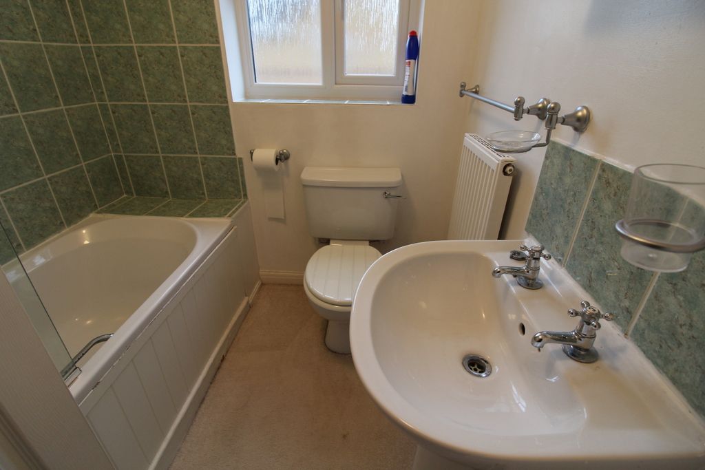 Additional image 5 of 2 bed terraced house to rentRose Walk, Scunthorpe DN15