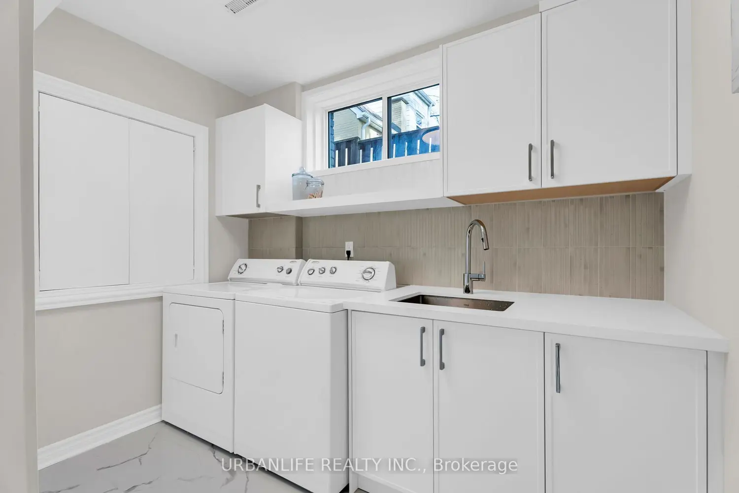 Additional image 12 of 111 Pleasant Avenue