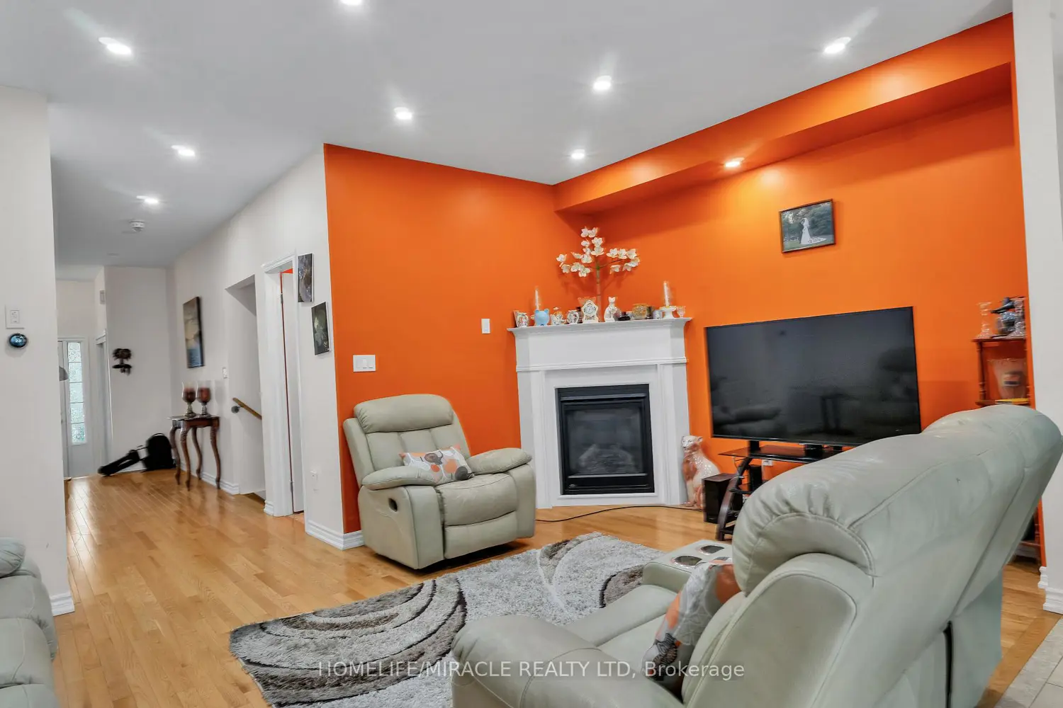 Additional image 10 of 13 Yately Street