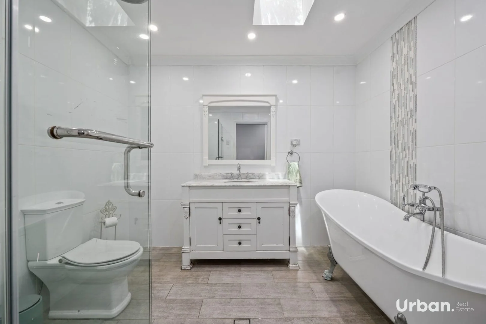 Additional image 9 of 205 Eagleview Road, Minto NSW 2566