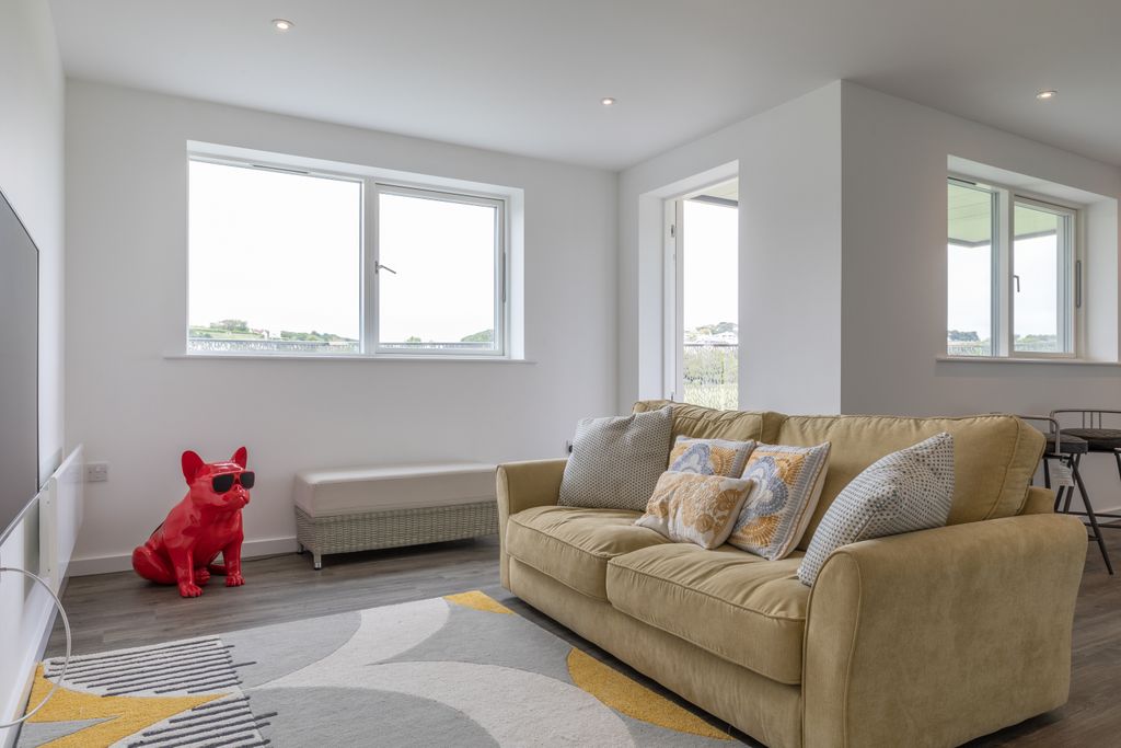 Additional image 5 of 2 bed flat to rentLa Rue De La Chesnaie, St. Peter, Jersey JE3