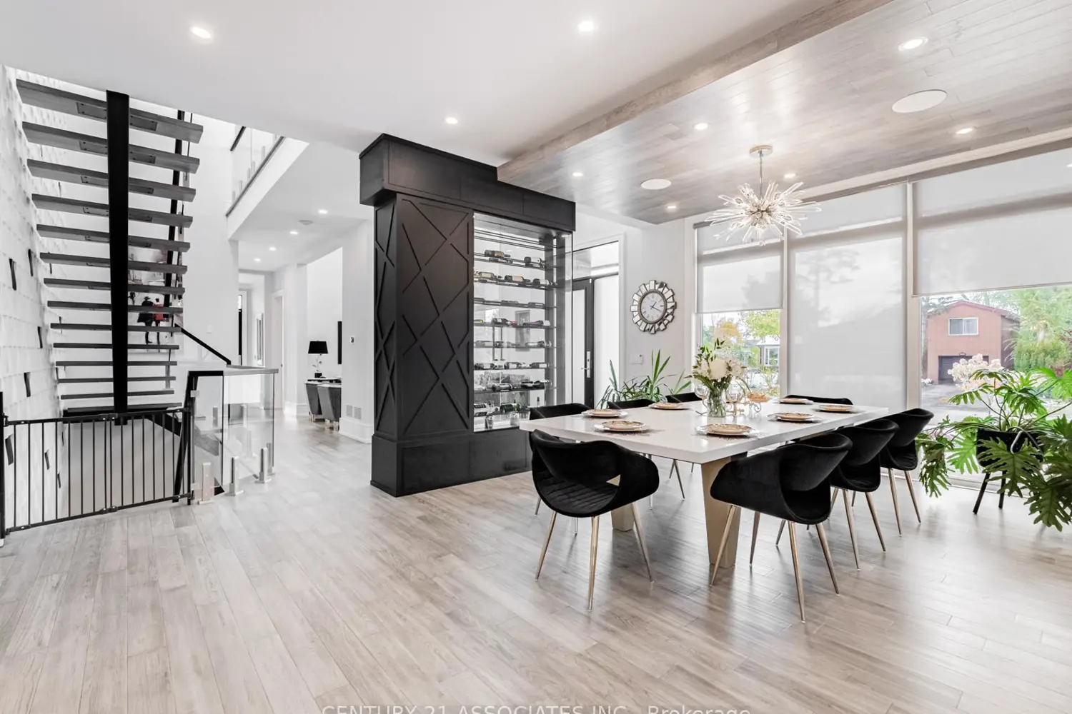 Additional image 5 of 374 Seaton Drive