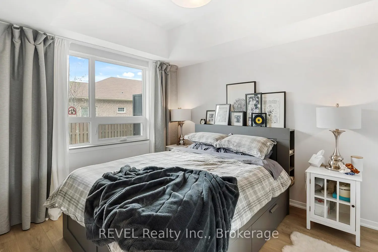 Additional image 8 of 3998 Victoria Avenue 106