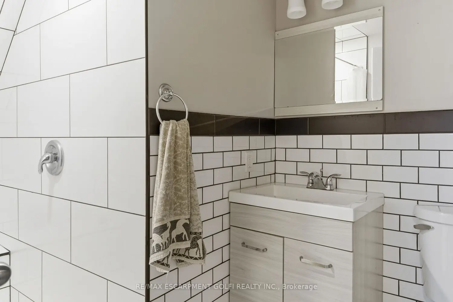 Additional image 15 of 180 Ontario Street