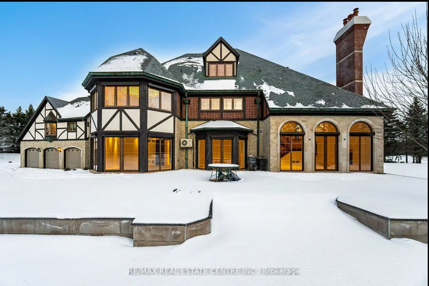 Additional image 3 of 2 Edgeforest Drive