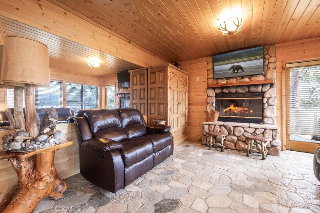 Additional image 55 of 304 Big Bear, Fawnskin, CA 92333