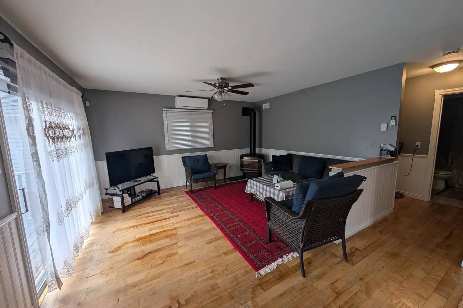 Additional image 6 of 674 Chestnut Street