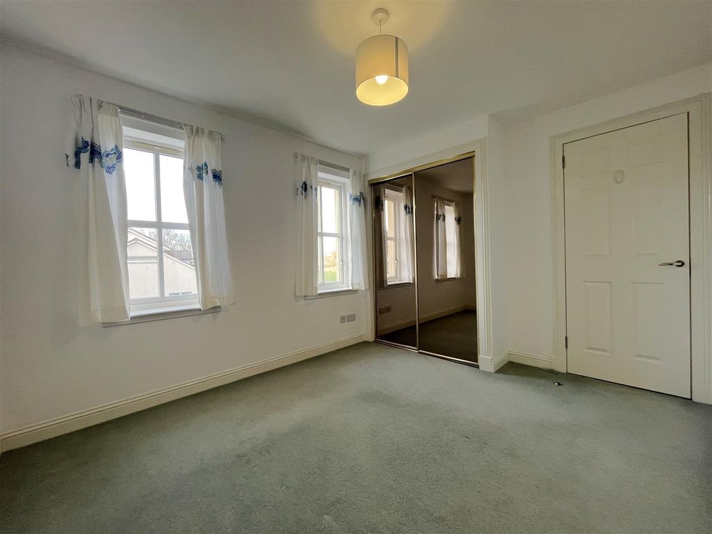 Additional image 5 of 2 bed flat to rentSouth Inch Court, Perth PH2