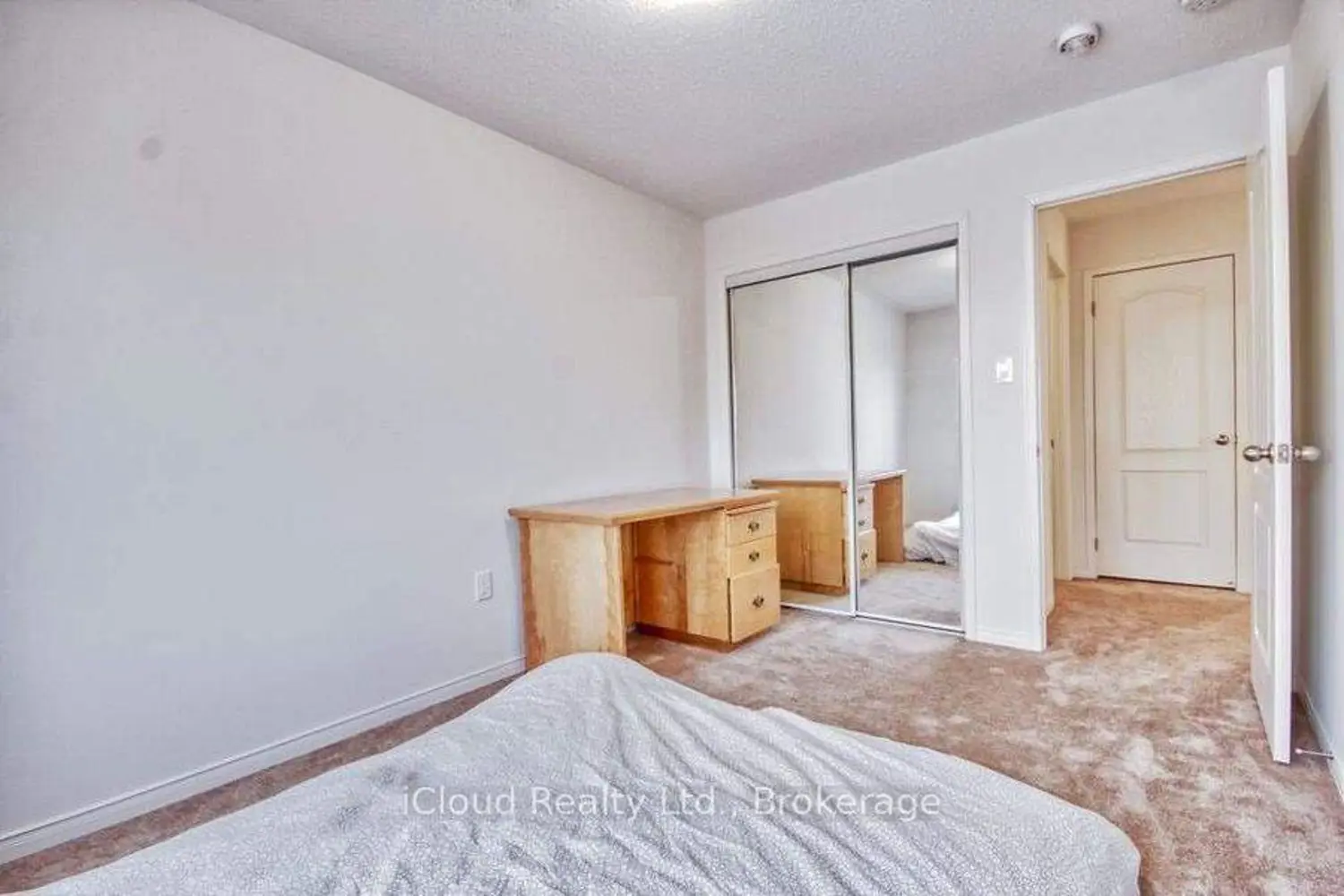 Additional image 12 of 2476 Bromus Path