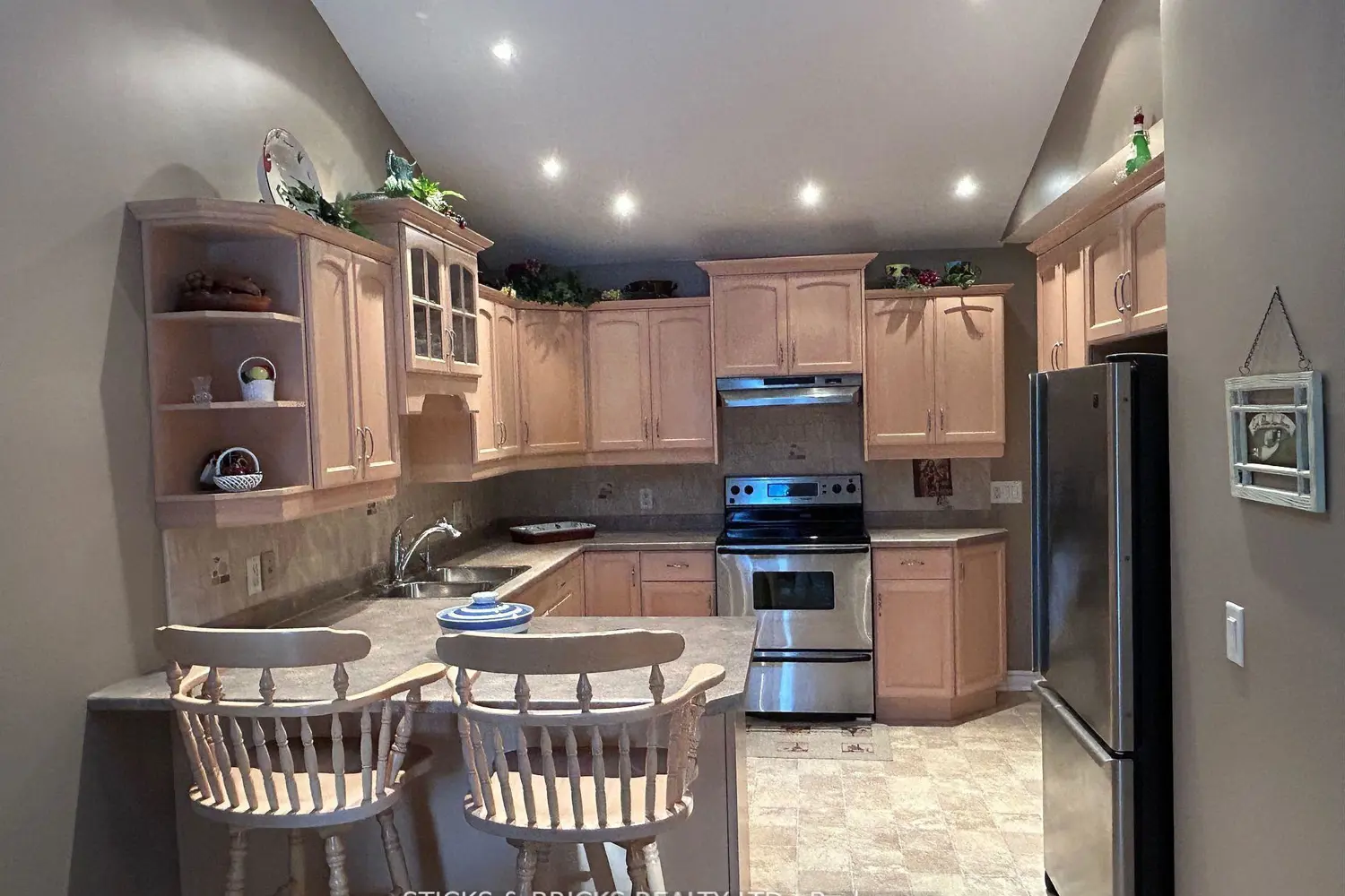 Additional image 5 of 3241 Montrose Road 12