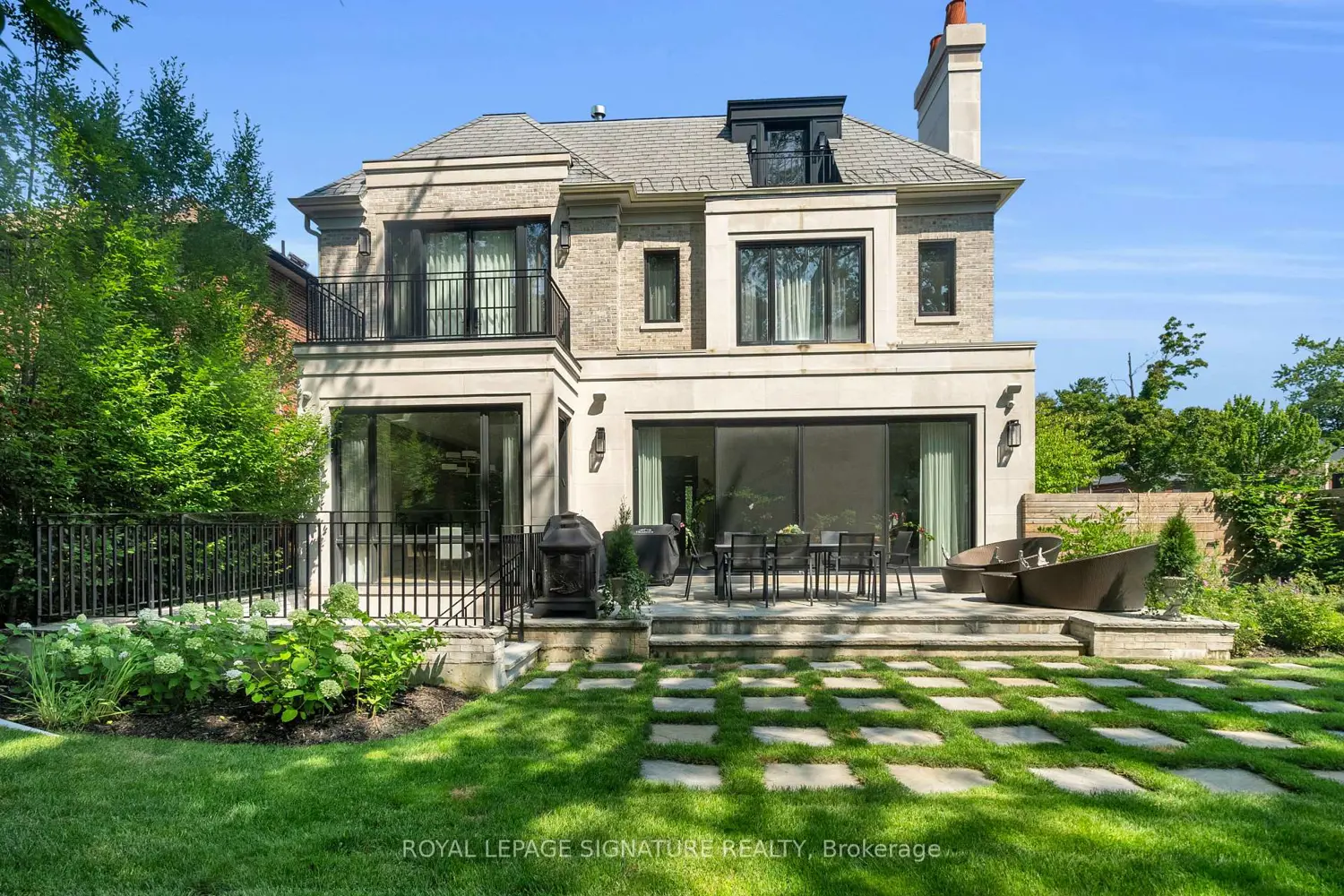 Additional image 16 of 207 Strathallan Boulevard