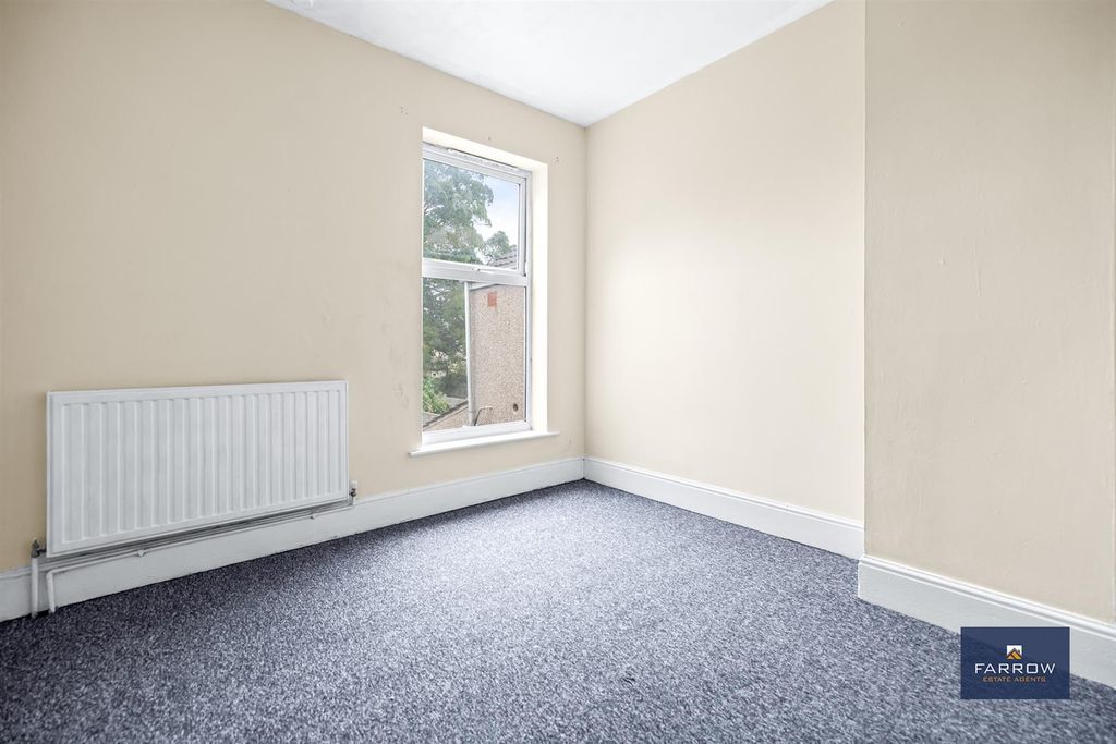 Additional image 14 of 3 bed terraced house to rentCastle Street, Grimsby DN32