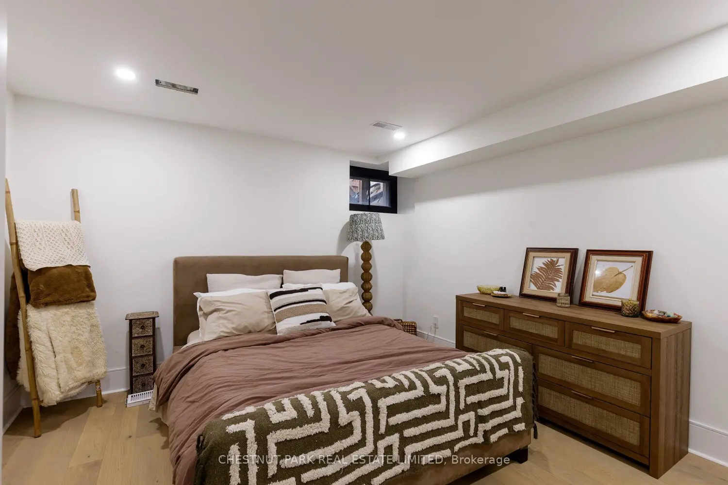 Additional image 19 of 269 Euclid Avenue