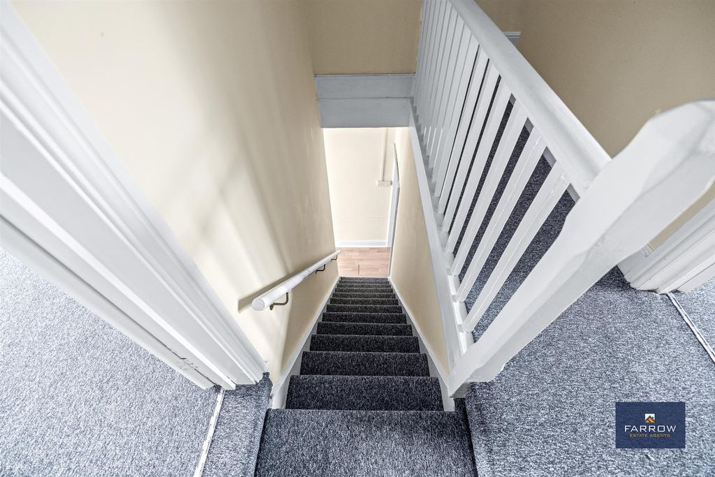 Additional image 10 of 3 bed terraced house to rentCastle Street, Grimsby DN32