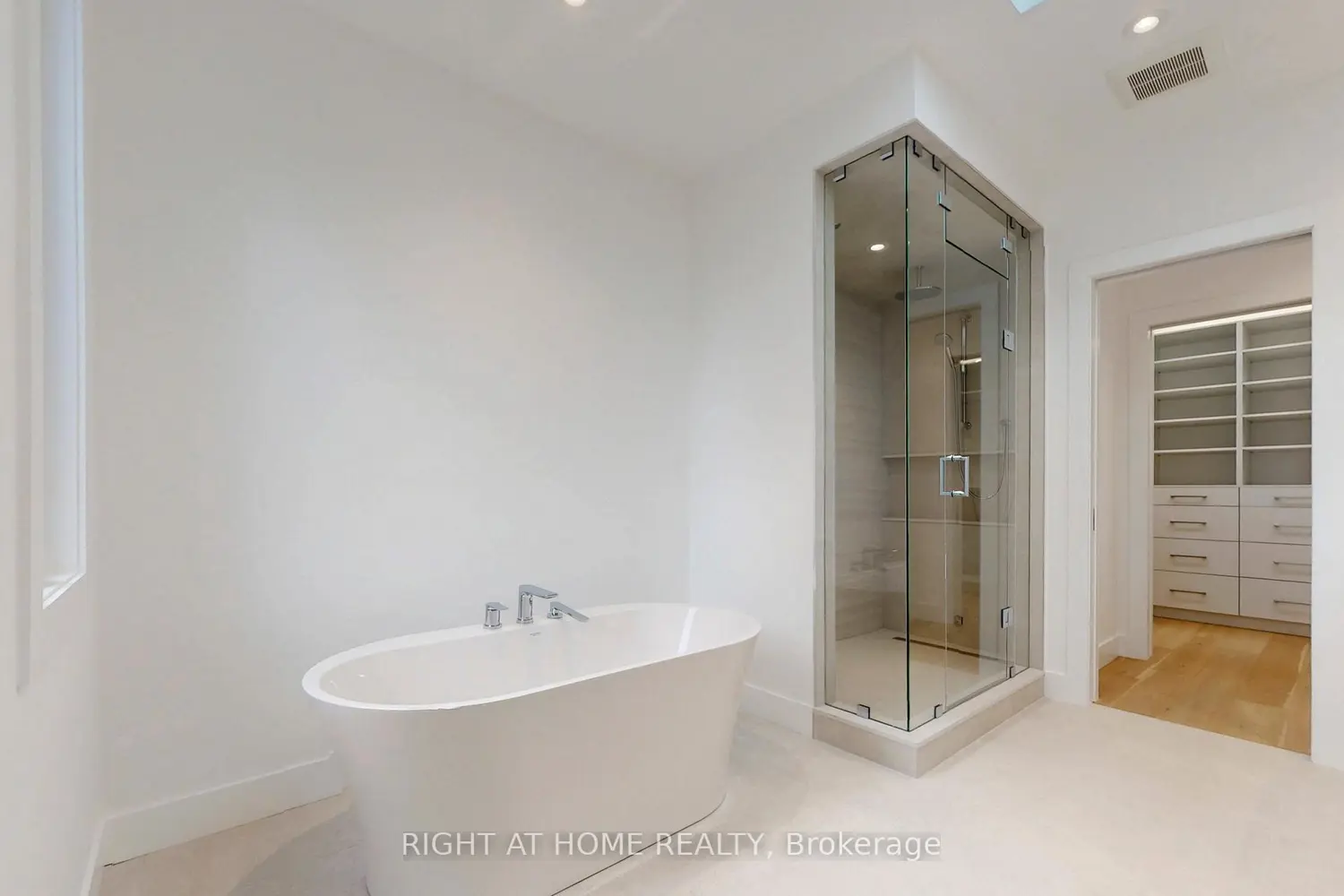 Additional image 8 of 19 Putney Road