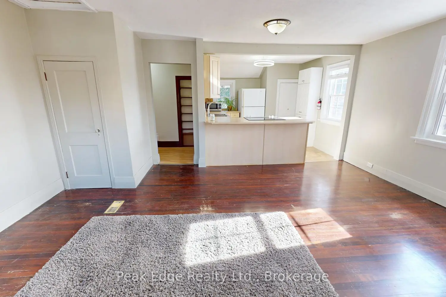 Additional image 11 of 477 12Th Avenue