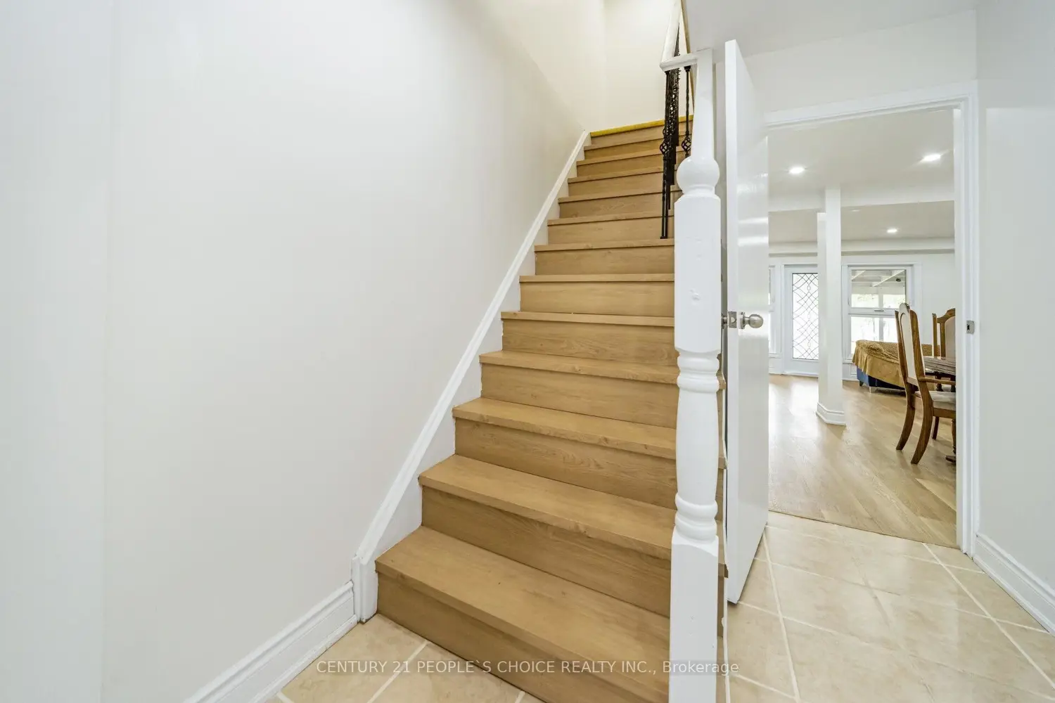 Additional image 11 of 106 Queensdale Crescent