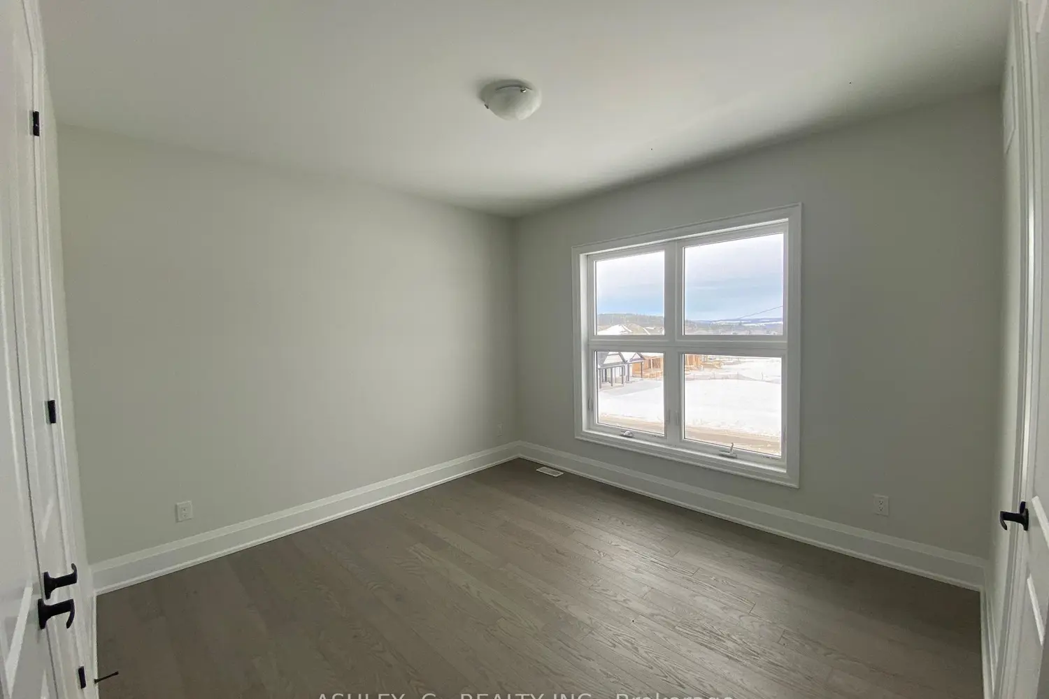 Additional image 7 of 98 William Crisp Drive