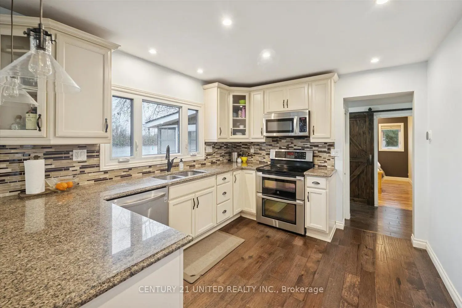 Additional image 8 of 266 Greenwood Road