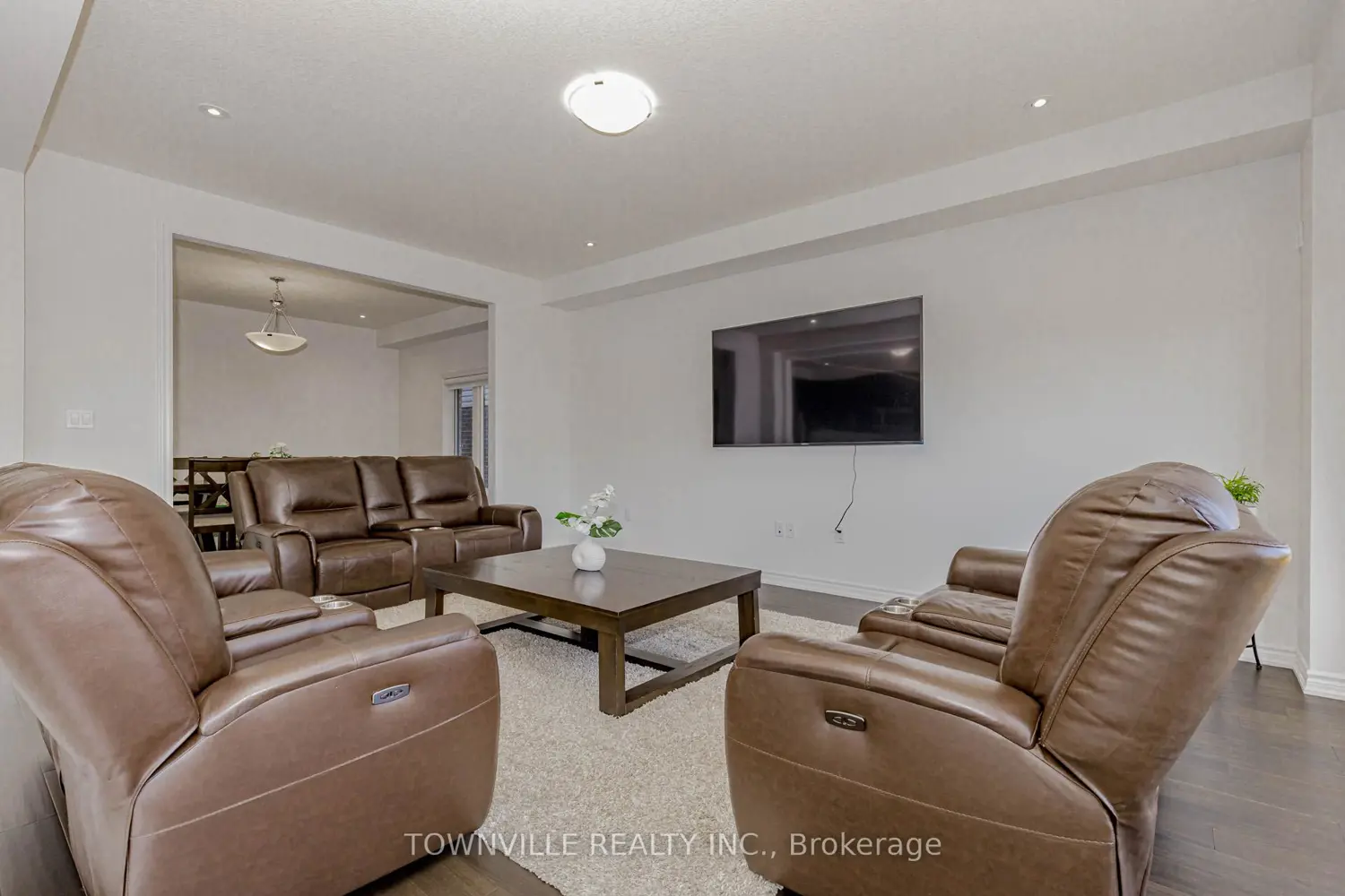 Additional image 6 of 460 Blackburn Drive