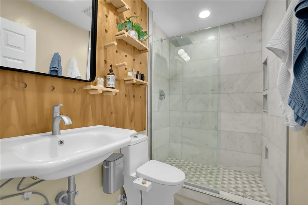 Additional image 6 of 1422 Deauville Place, Costa Mesa, CA 92626