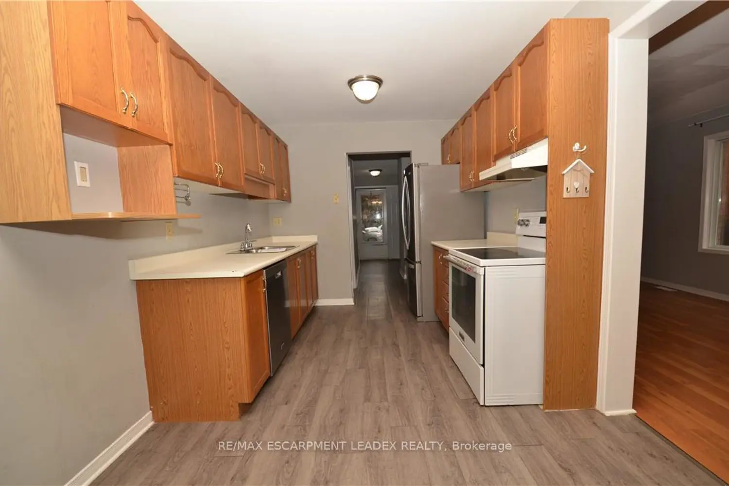 Additional image 11 of 25 Devine Crescent