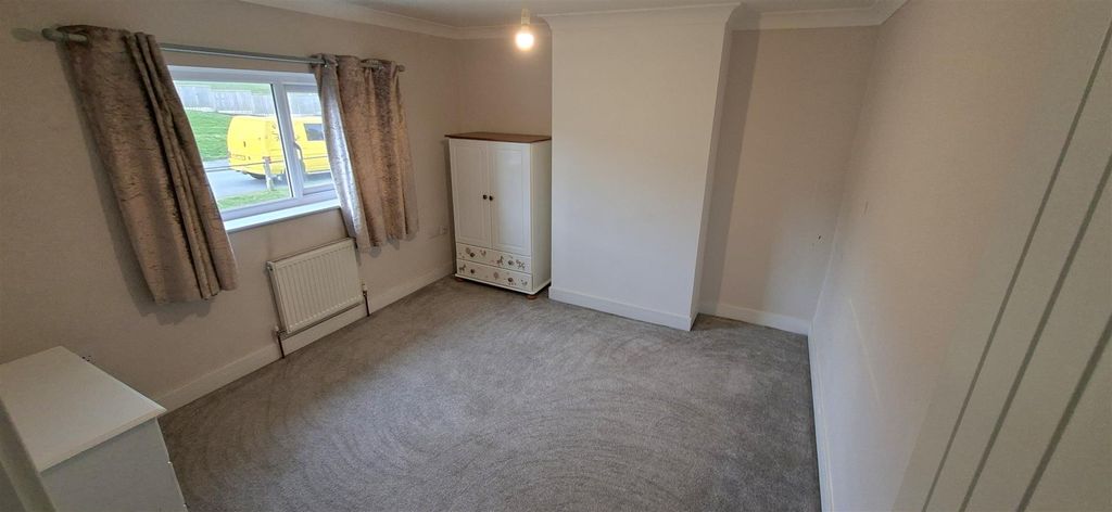 Additional image 12 of 3 bed semi-detached house to rentJury Lane, Haverfordwest SA61