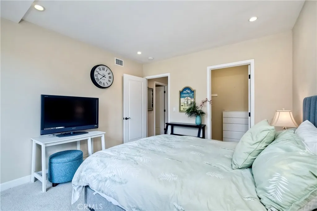 Additional image 108 of 543 Laguna Drive, Carlsbad, CA 92008