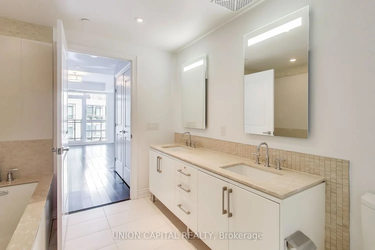 Additional image 10 of 3500 Lakeshore Road 525