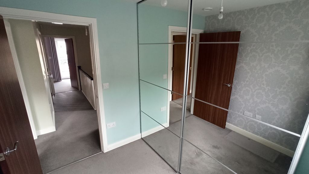 Additional image 17 of 3 bed semi-detached house to rentHawksbill Way, Peterborough PE2