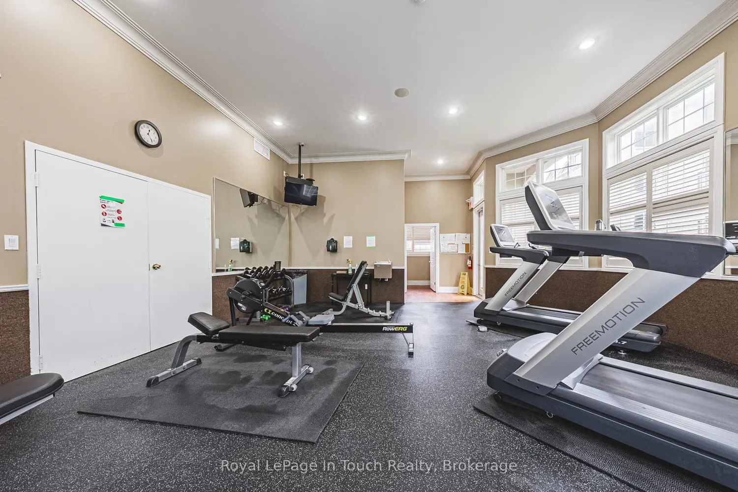 Additional image 20 of 1491 Maple Avenue 311