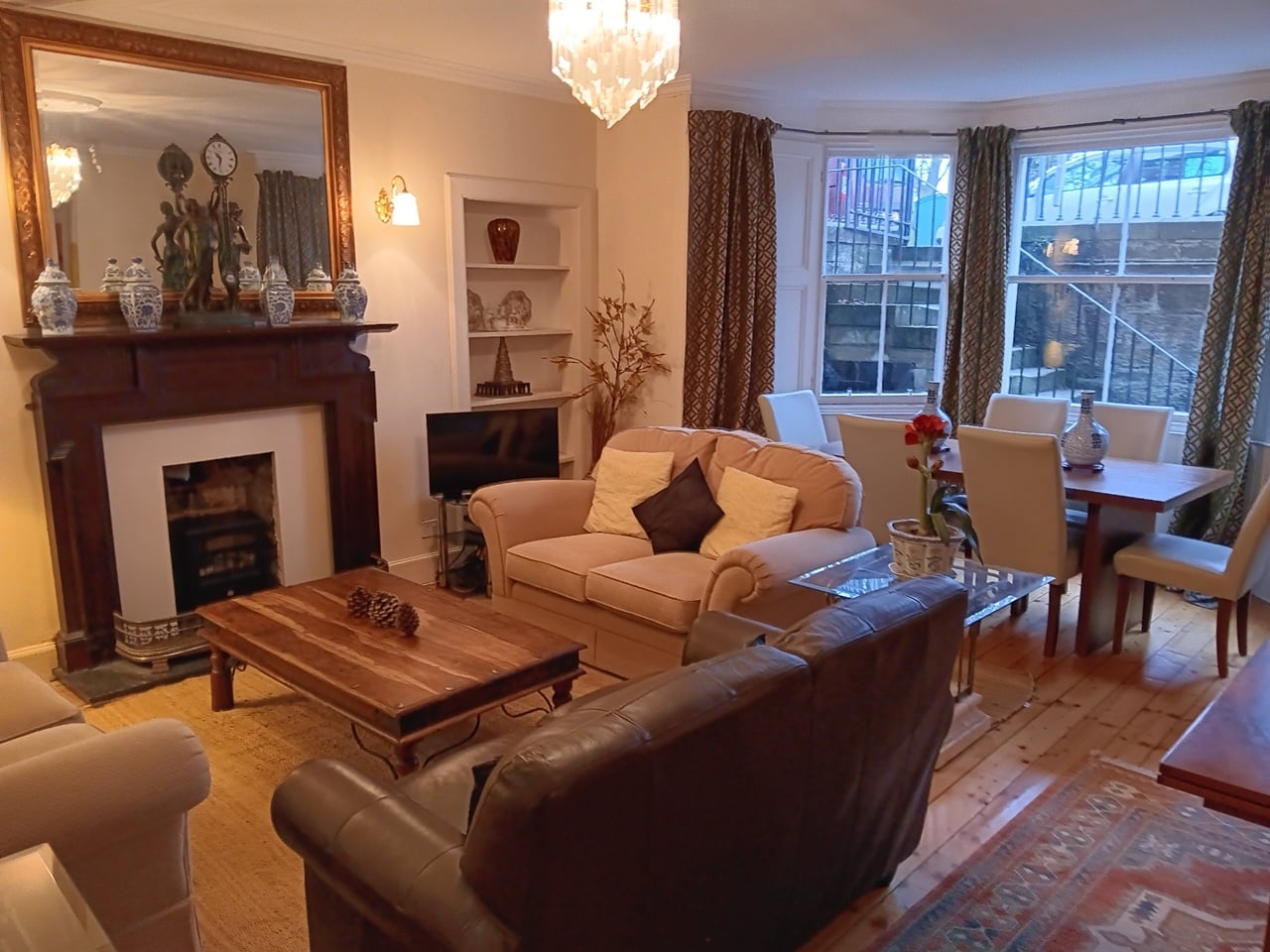 3 Bed Flat, Douglas Crescent, EH12, N1 7GU