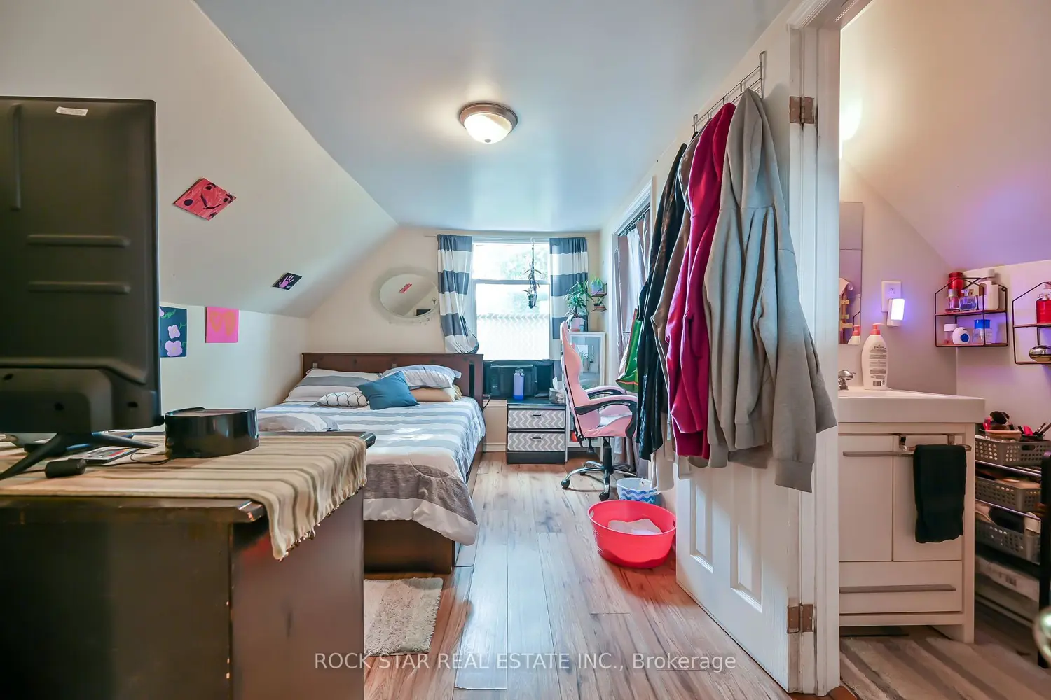 Additional image 4 of 139 Balsam Avenue