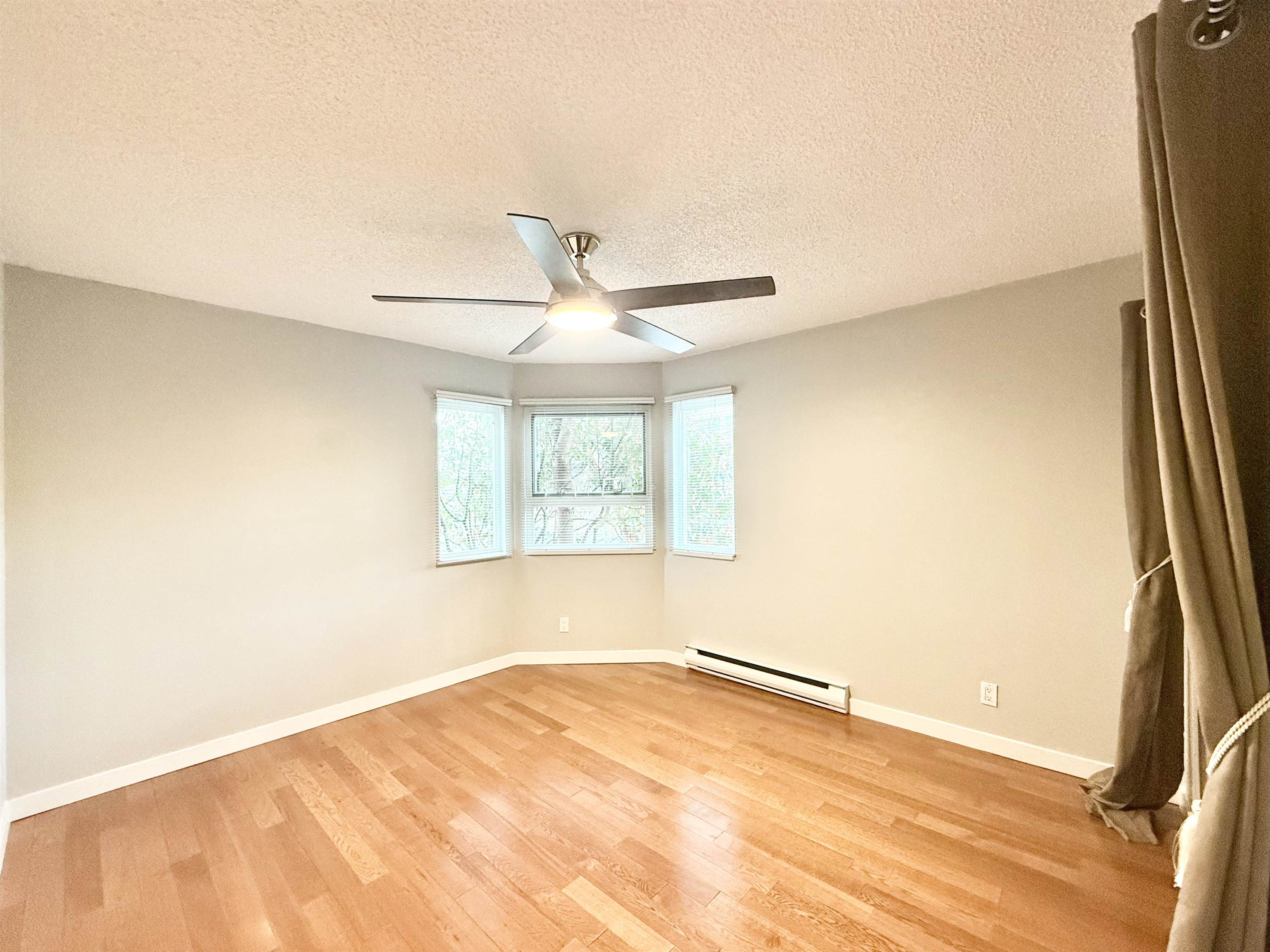 Additional image 2 of 203-111 10th W , Vancouver, BC, V5Y 1R7