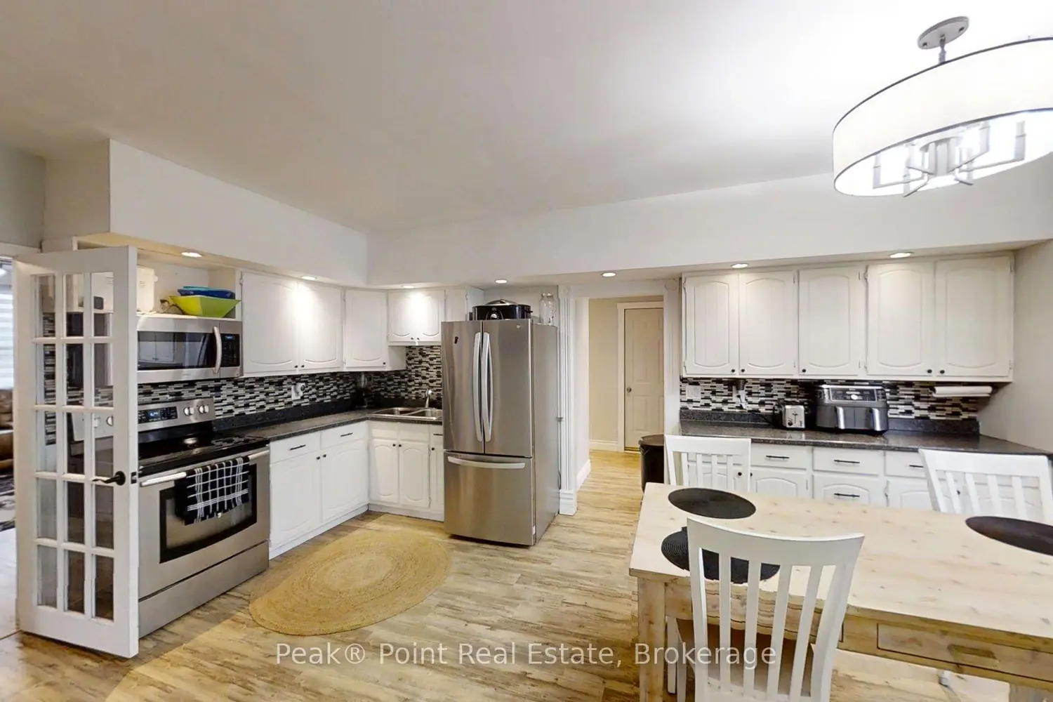 Additional image 8 of 24 Queen Street