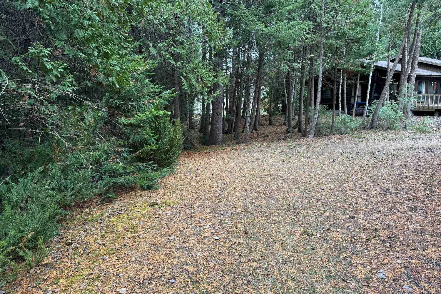 Additional image 8 of 915 Third Avenue