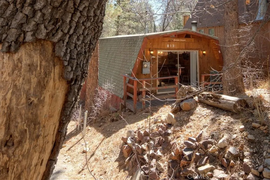 Additional image 34 of 813 Cedar Lane, Sugarloaf, CA 92386