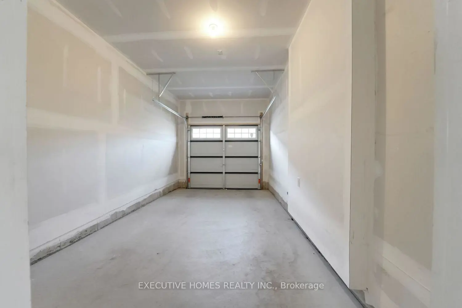 Additional image 16 of 8273 Tulip Tree Drive 8