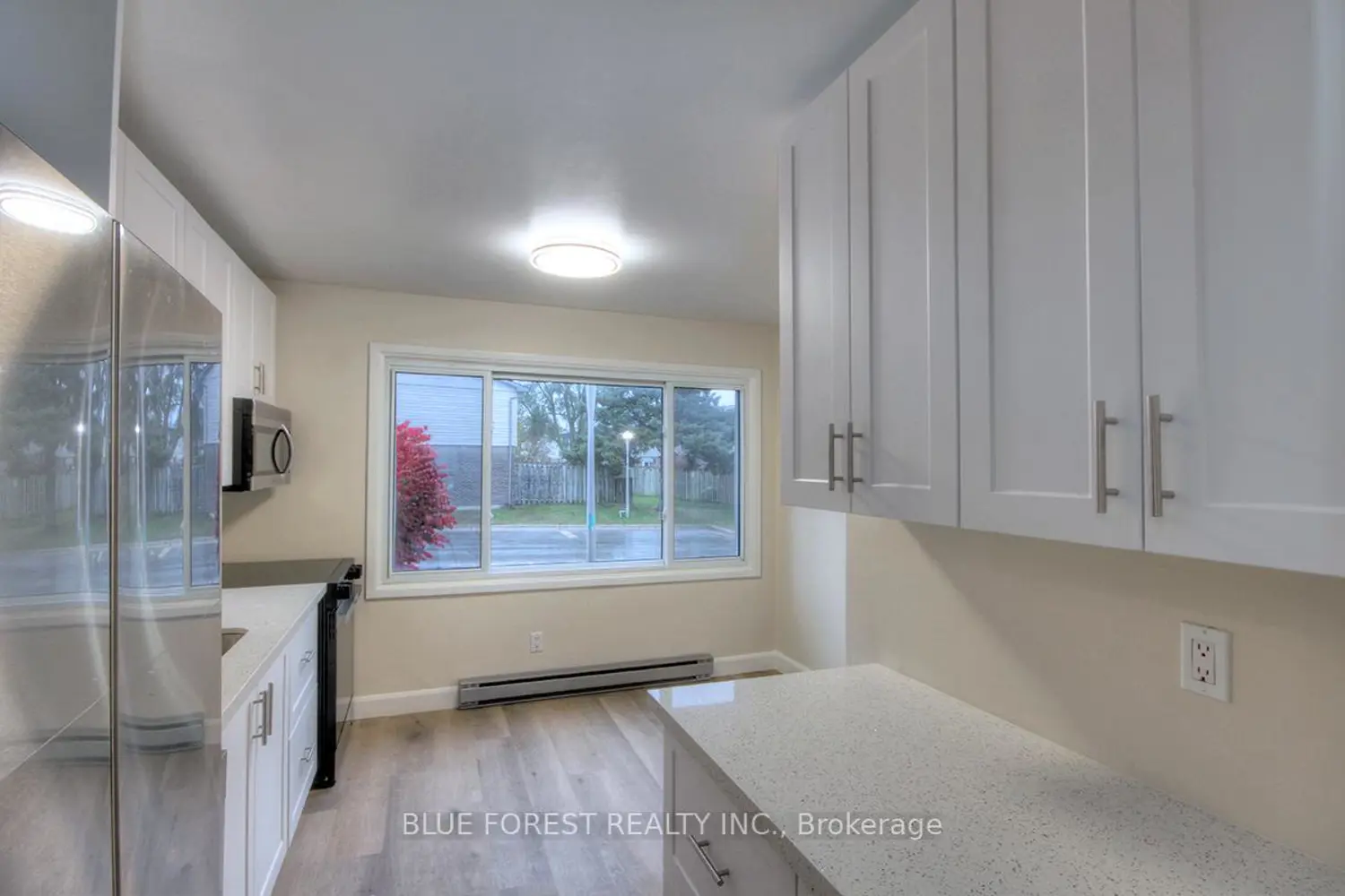 Additional image 4 of 690 Little Grey Street 100