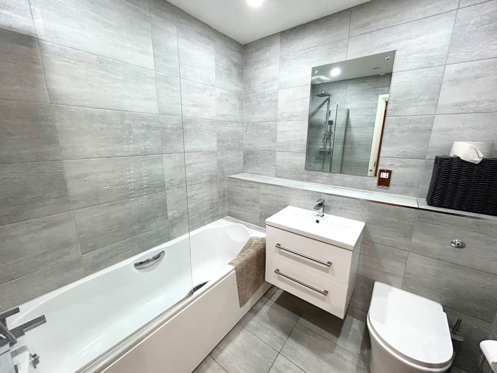 Additional image 11 of 2 bed flat to rentChandlery Way Lynton Court, Caerdydd CF10