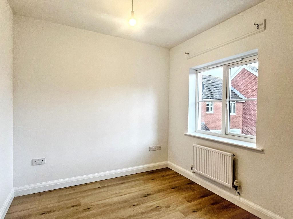 Additional image 10 of 4 bed terraced house to rentMeadow Place, St. Georges, Weston-Super-Mare, North Somerset BS22