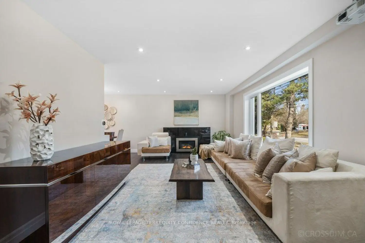 8 Glenelia Avenue