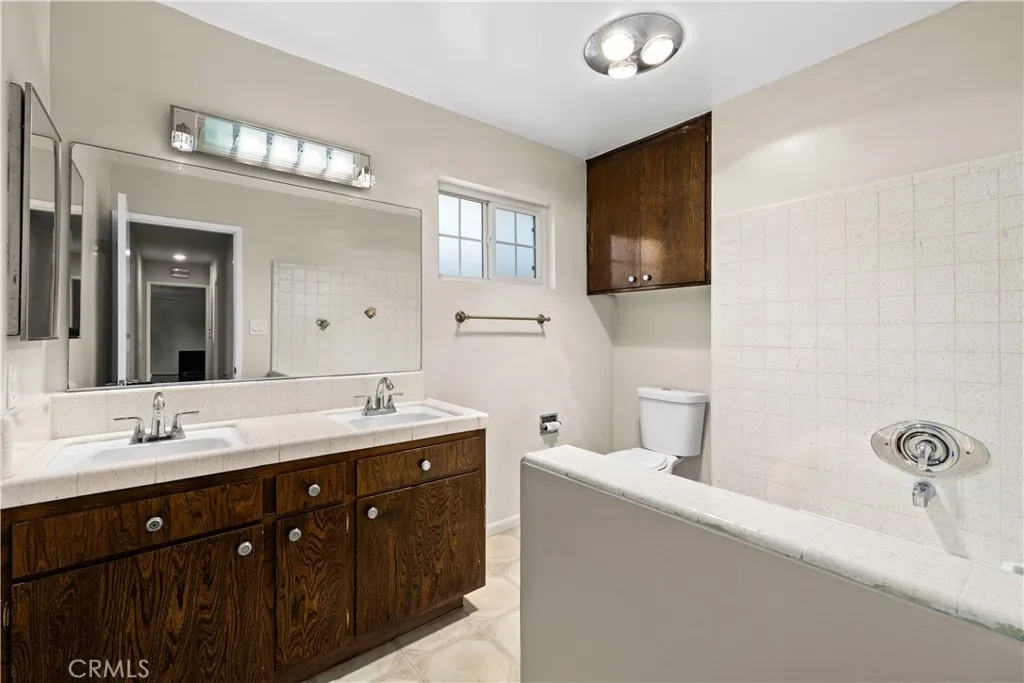 Additional image 84 of 940 W Bainbridge Ave, West Covina, CA 91790