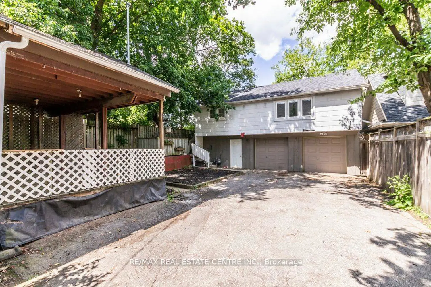 Additional image 14 of 215-217 Queen Street